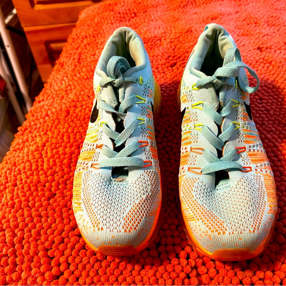 Nike Air size 8.5.  Worn once.